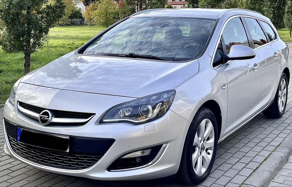 Opel Astra J 1,6 cdti 2015