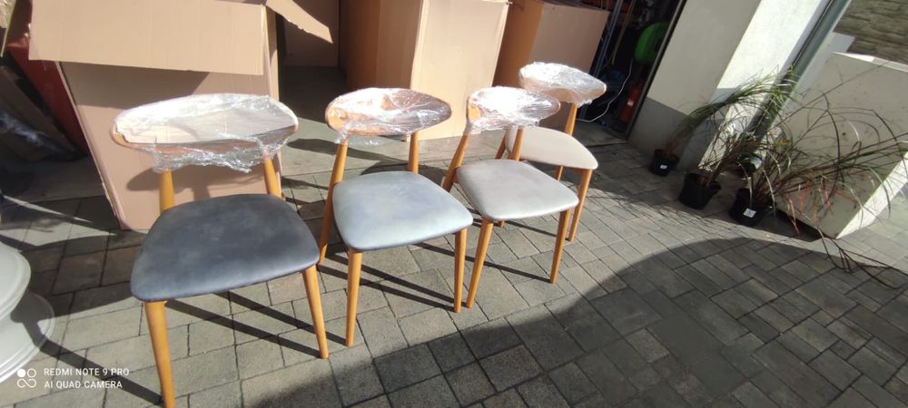 Zestaw Stół 100 cm + 4x krzeslo drewniane