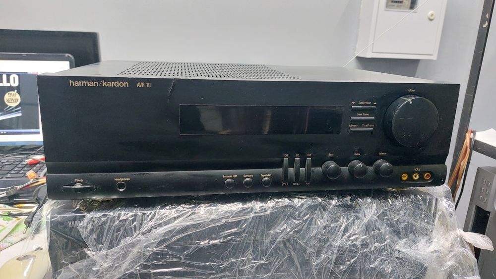 Harman Kardon AVR 10 під ремон