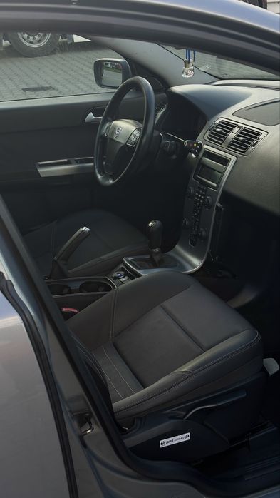 Volvo V50 |2004|  |2.0 D| Alu. 16| | dobry stan |