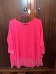blusa cor de rosa