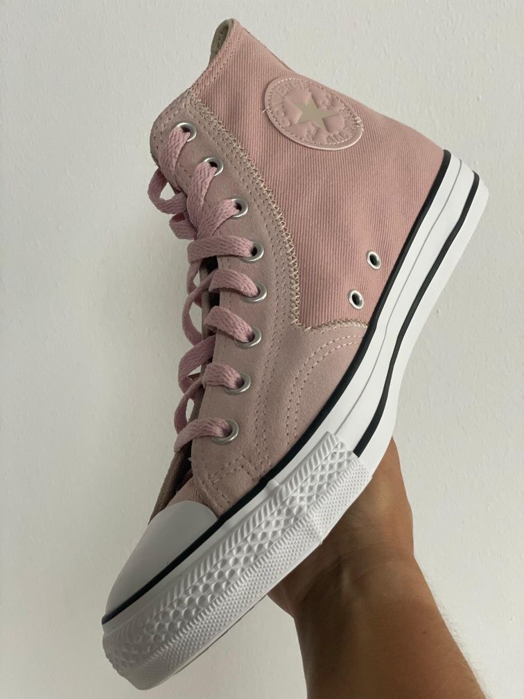Trampki Converse A06573C r.44