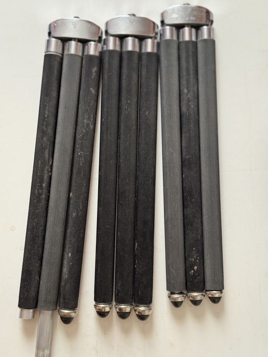 Три советские треноги, две рабочие, одна под ремонт