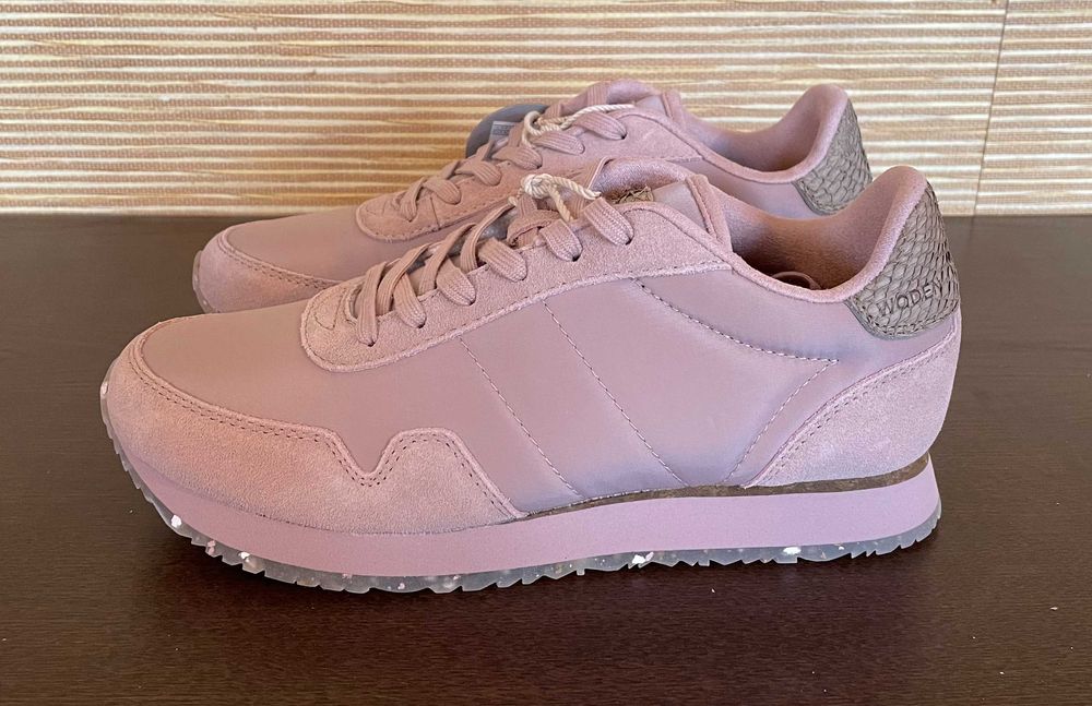 WODEN Buty sportowe damskie r. 37 23 cm