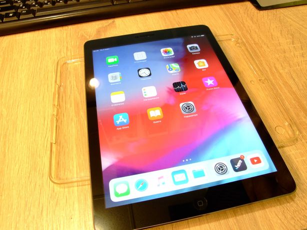 Планшет Apple iPad Air A1474. 16 Gb. WiFi. Супер стан + чехол