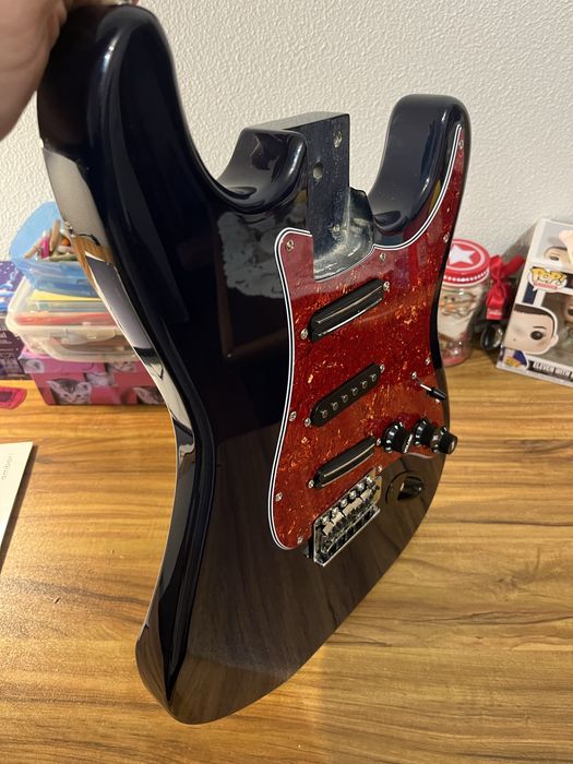 Squier Stratocaster corpo