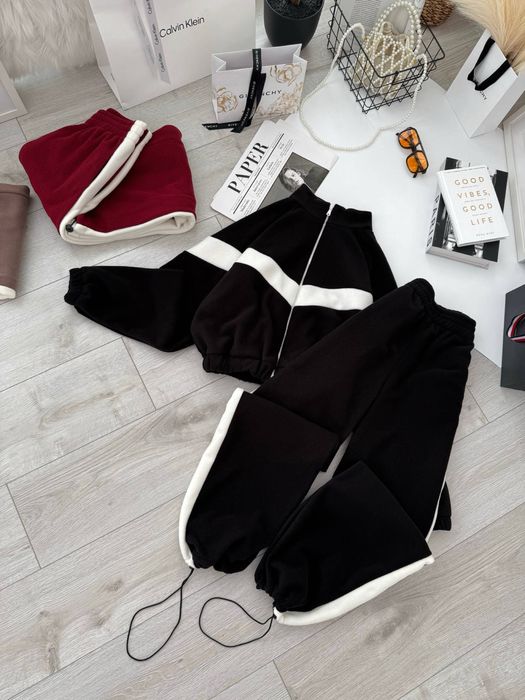 Теплий жіночий костюм на флісі/ спортивний жіночий костюм/ в наявності