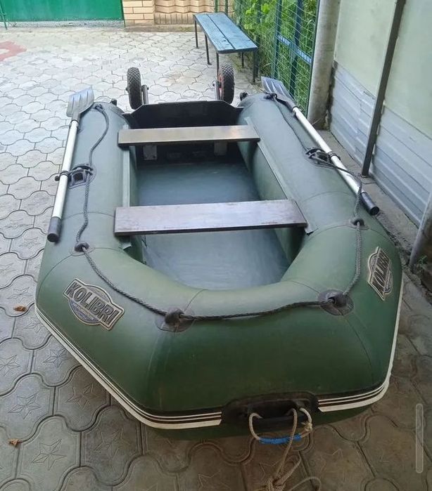 Продам човна Колібрі та мотора Тохатсу 2.5