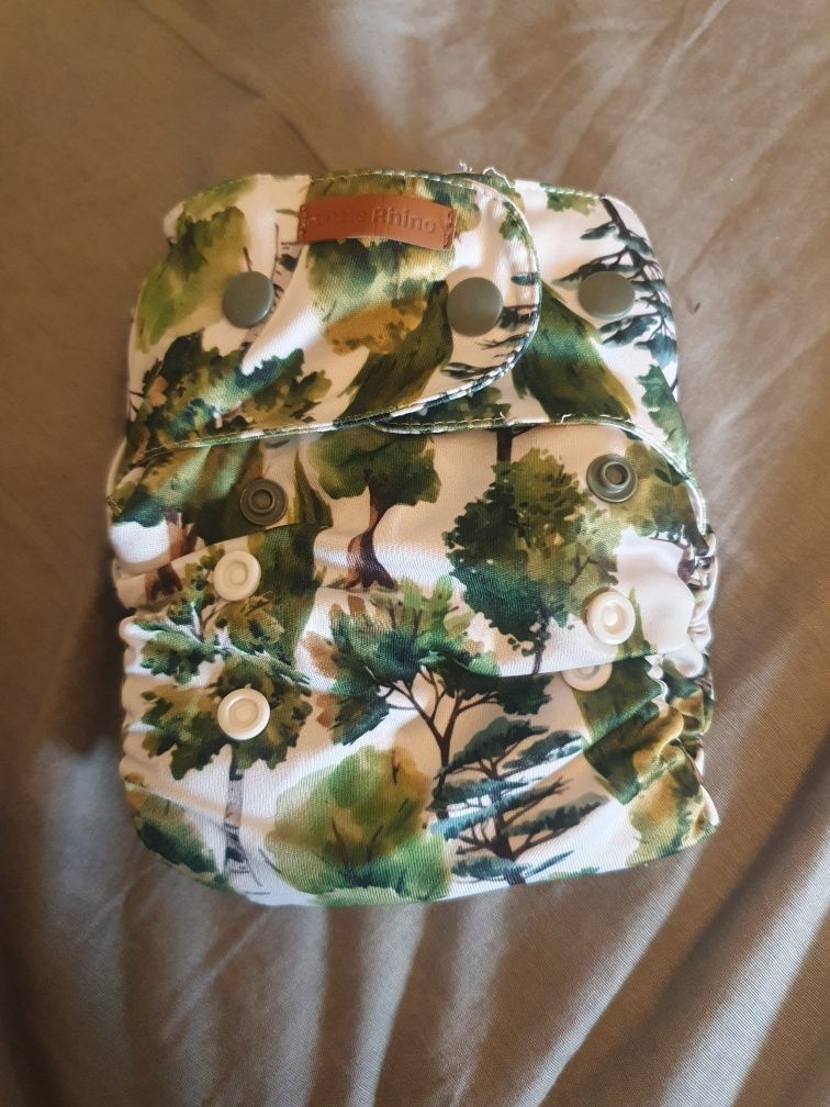 Pieluszka wielorazowa AIO little rhino green Forrest OS