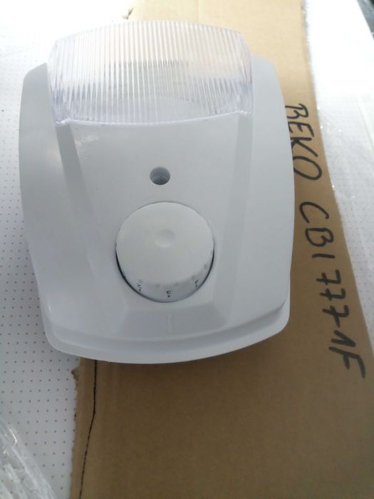 moduł oświetlenia termostatu do lodówki Beko CBI7771F