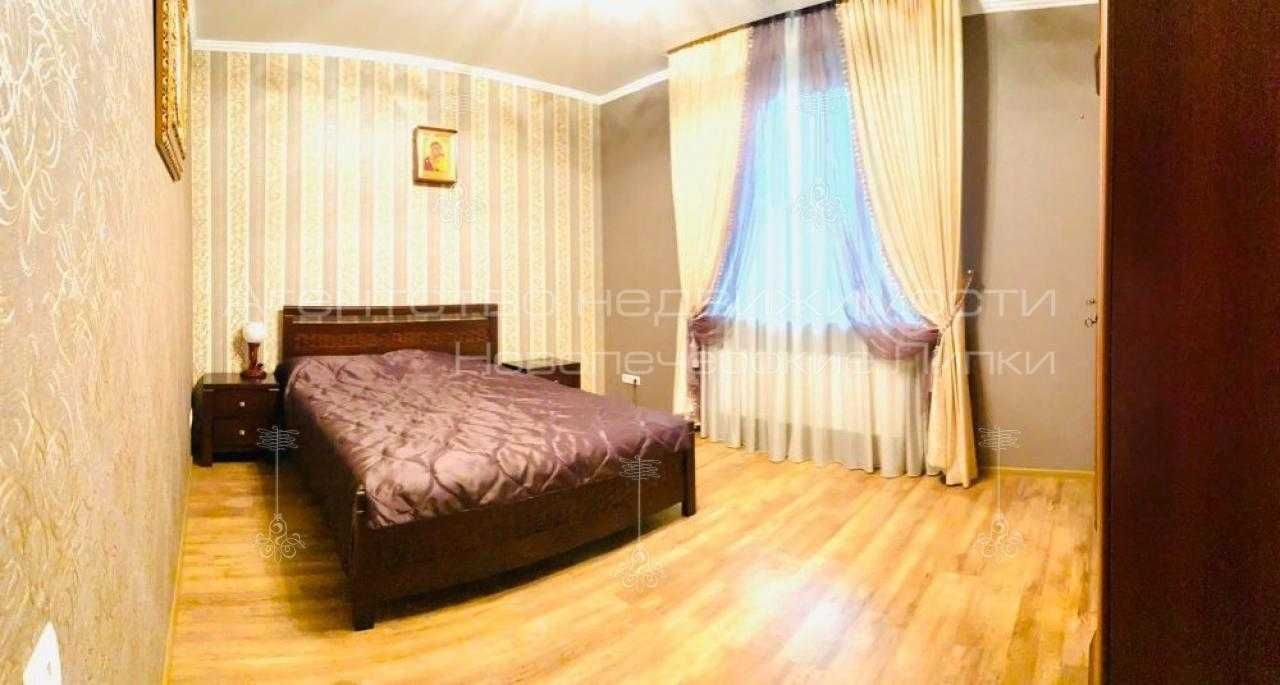 Аренда поместья из 2 домов 1050 кв м ул Ужгородская 25 Киев Бассейн