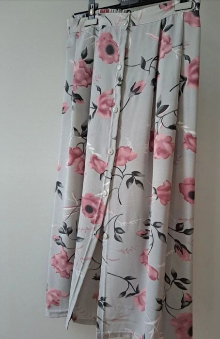 Saia de verão comprida M