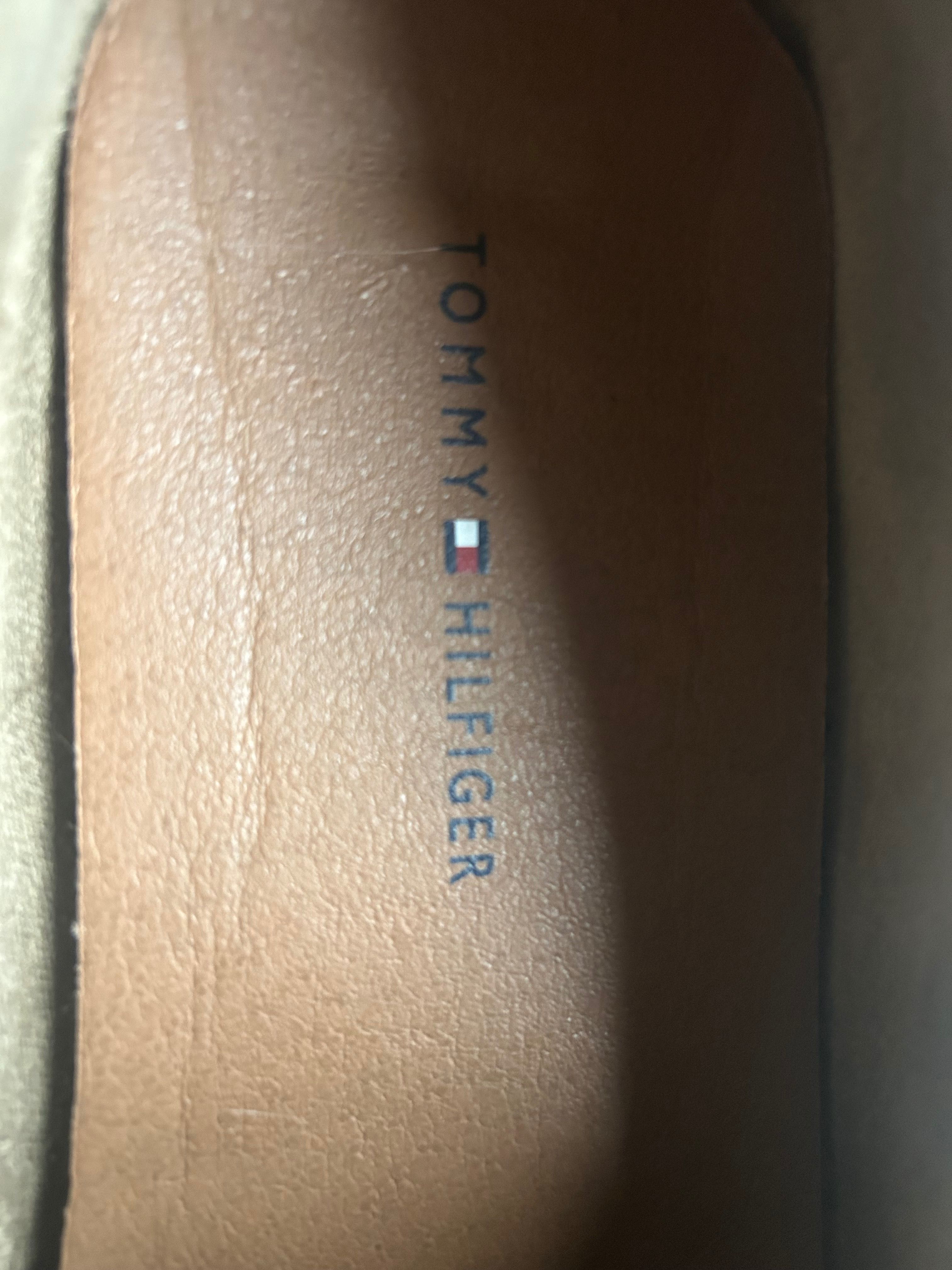 Tommy Hilfiger TH  piękne mokasyny perforowane j.nowe R.40 Unisex