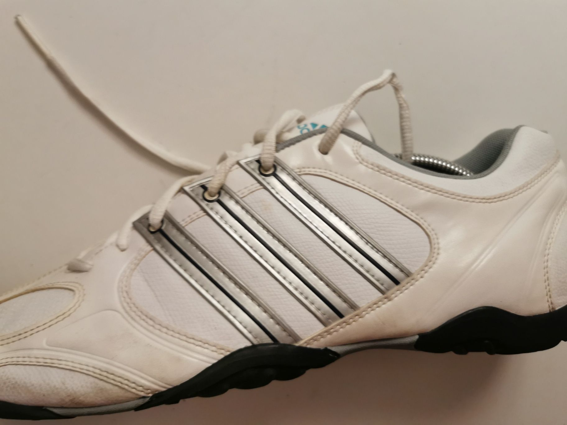 Buty meskie sportowe skórzane firmy Adidas  r. 31.5 cm