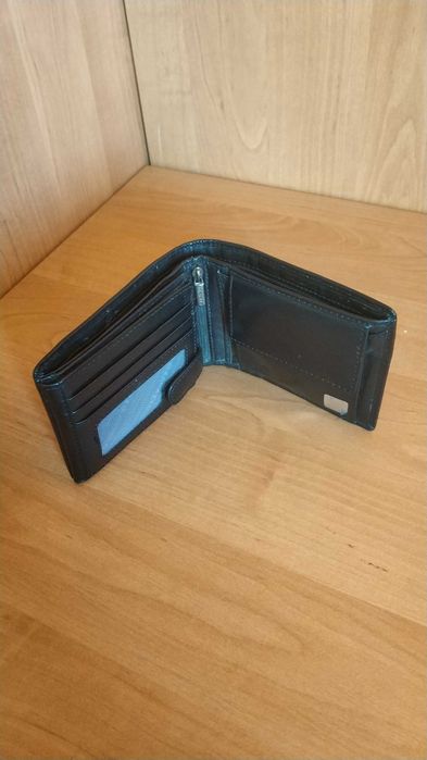 Portfel męski skórzany ZAGATTO, RFID Secure, czarny, stan bardzo dobry