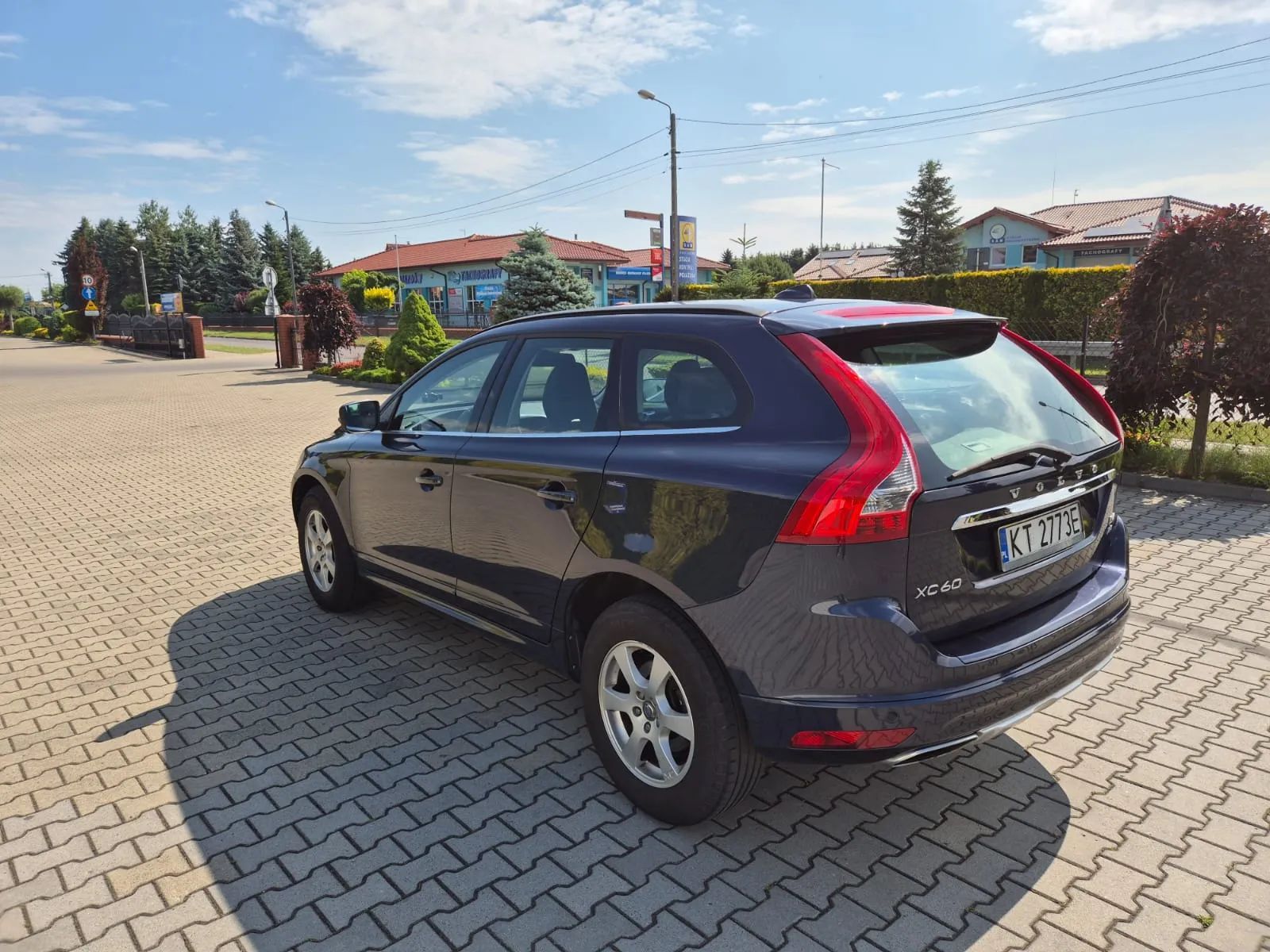 Volvo XC 60 2400 cm3, 163 KM, automat, 195 tyś przebieg, 2014r.