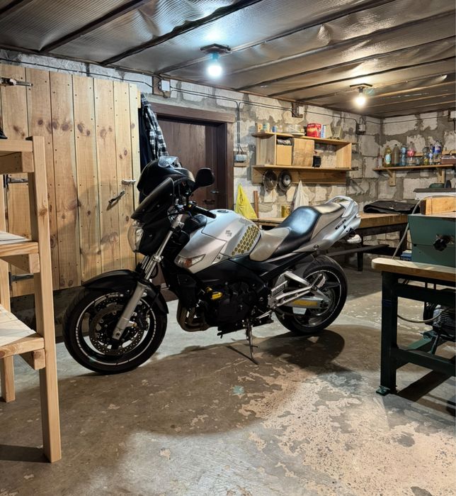 НАЙНИЧЖА ціна на ринку: Suzuki gsr 400 з рідним пробігом 22000 км