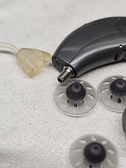 Цифровой Слуховой Аппарат AudioService XS (миниатюрный, заушный)