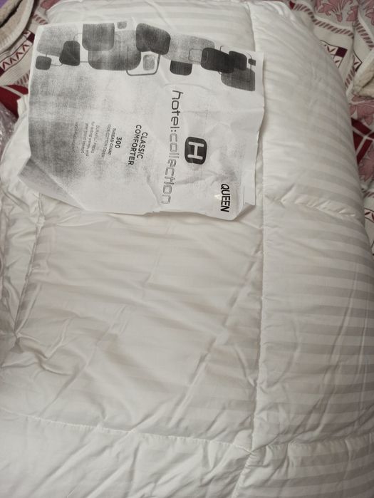 Ковдра зимова біла 234х244 см нова (США)