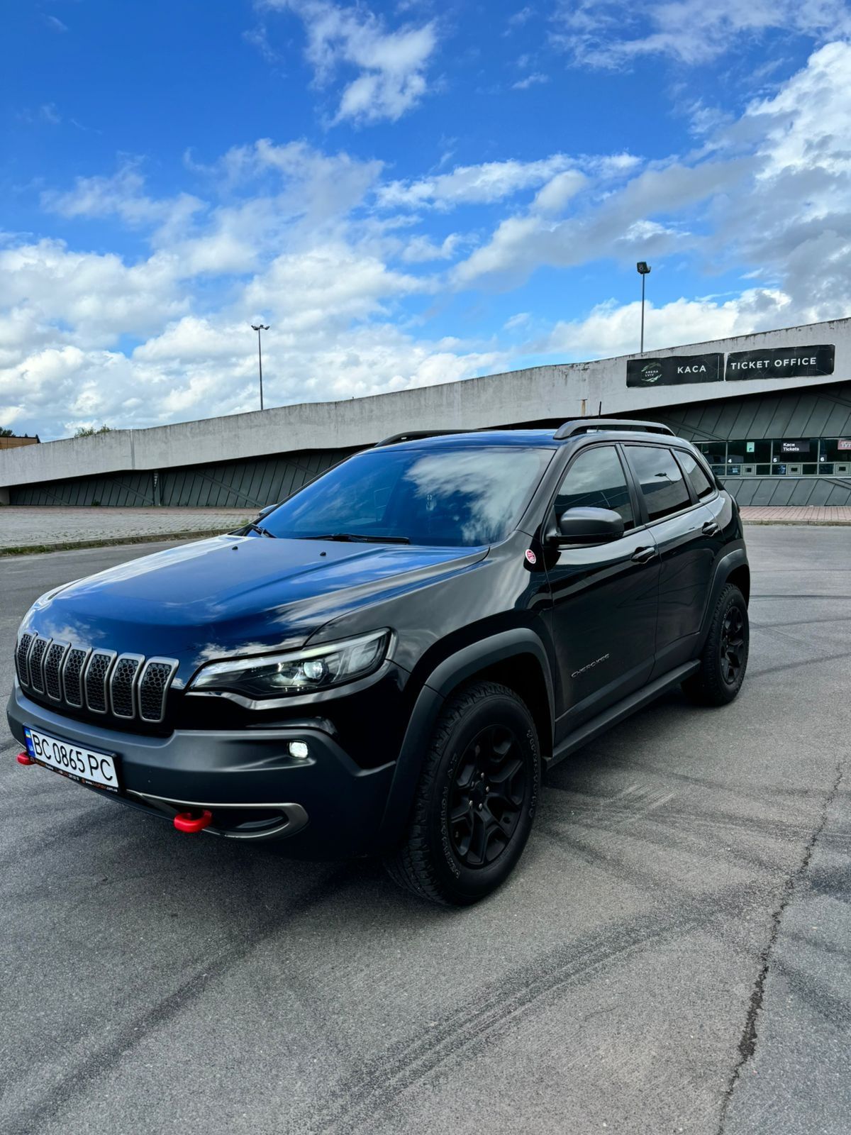 Jeep Cherokke Traihawk 4x4 2.0 turbo 272 к.с.