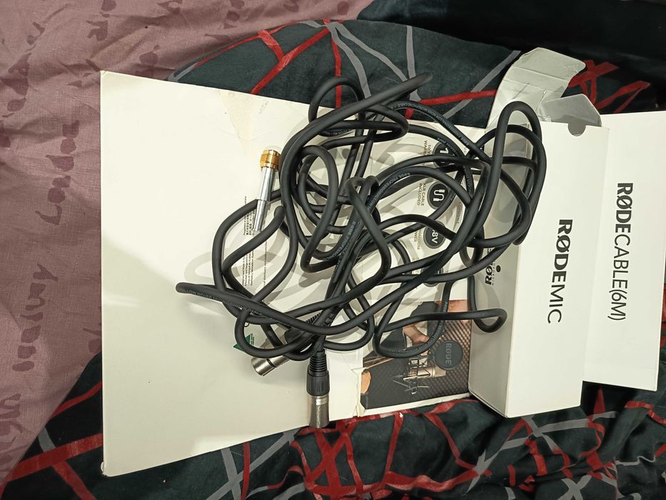 Продам Мікрофон в відмінному стані RODE NT 1-A