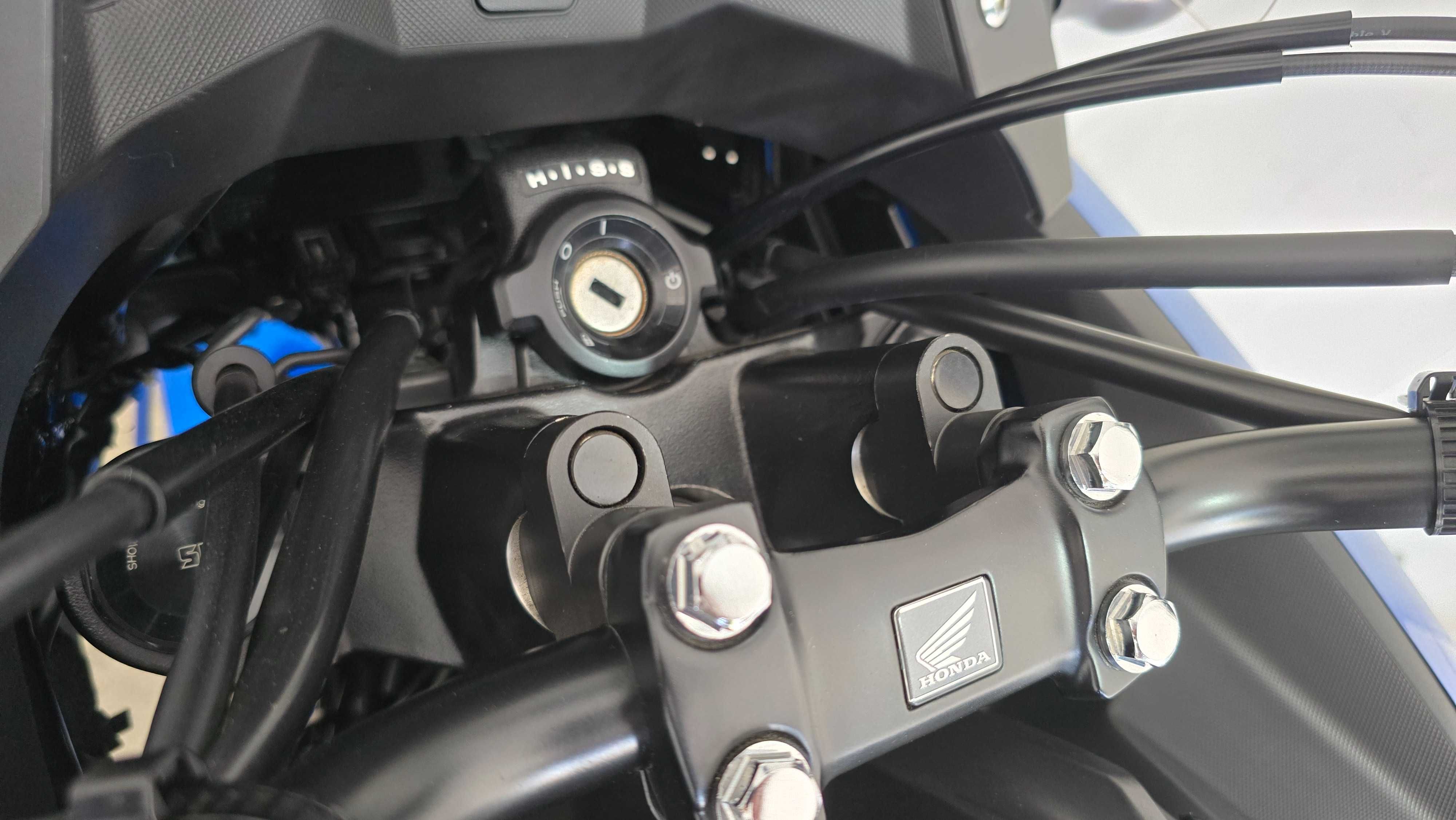 Honda NC750X 2019 com poucos kms