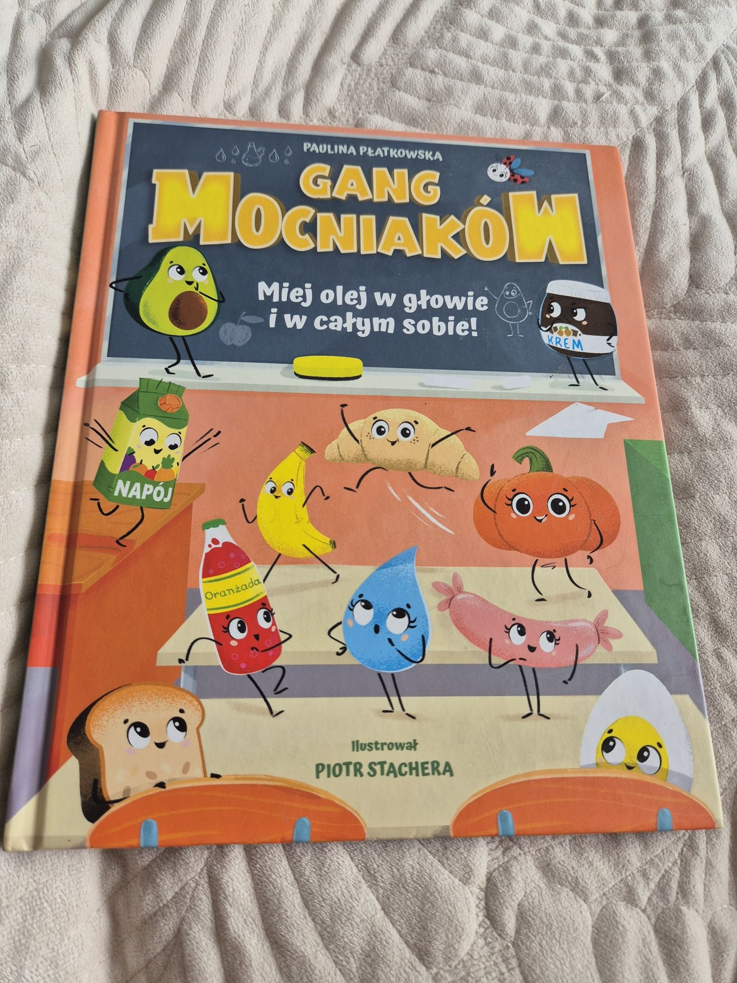 Gang mocniaków miej olej w głowie w całym sobie