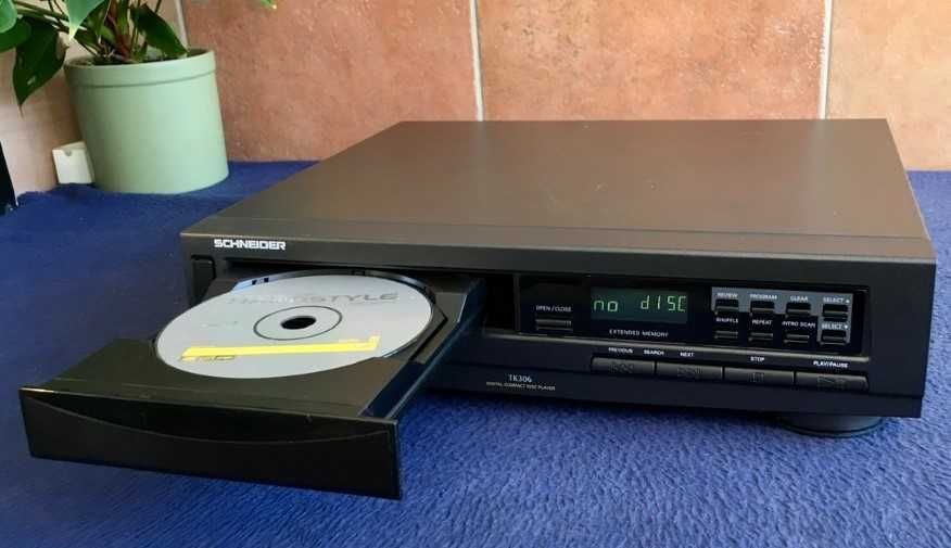 Vendo leitor de CD Aristona Philips, Schneider - TK-306
