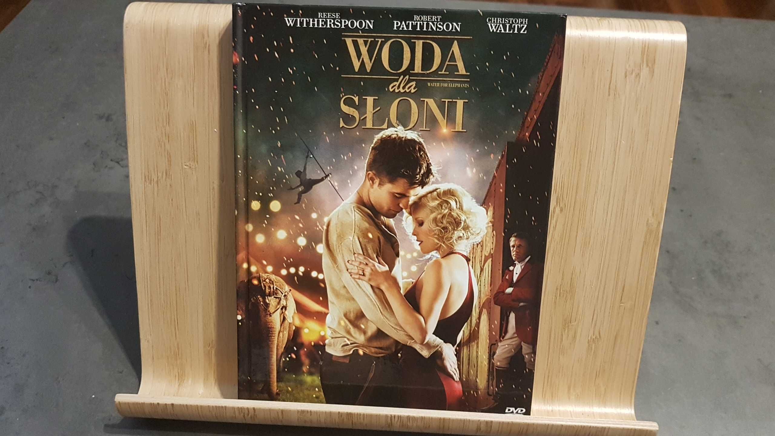 Film DVD + Książka Woda dla słoni