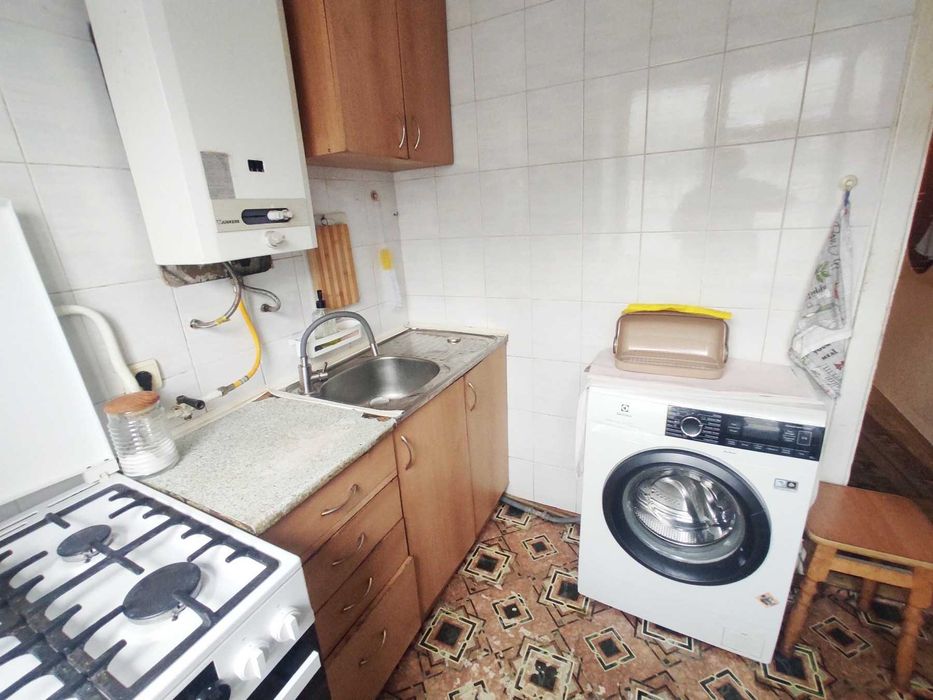 Оренда просторої 2-кімн. квартири у ближн. Центрі по вул.Акад.Сахарова