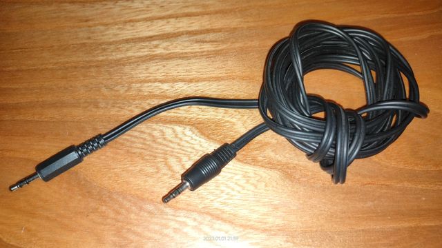 Kabel jack - jack 3,5mm 2m stan bdb