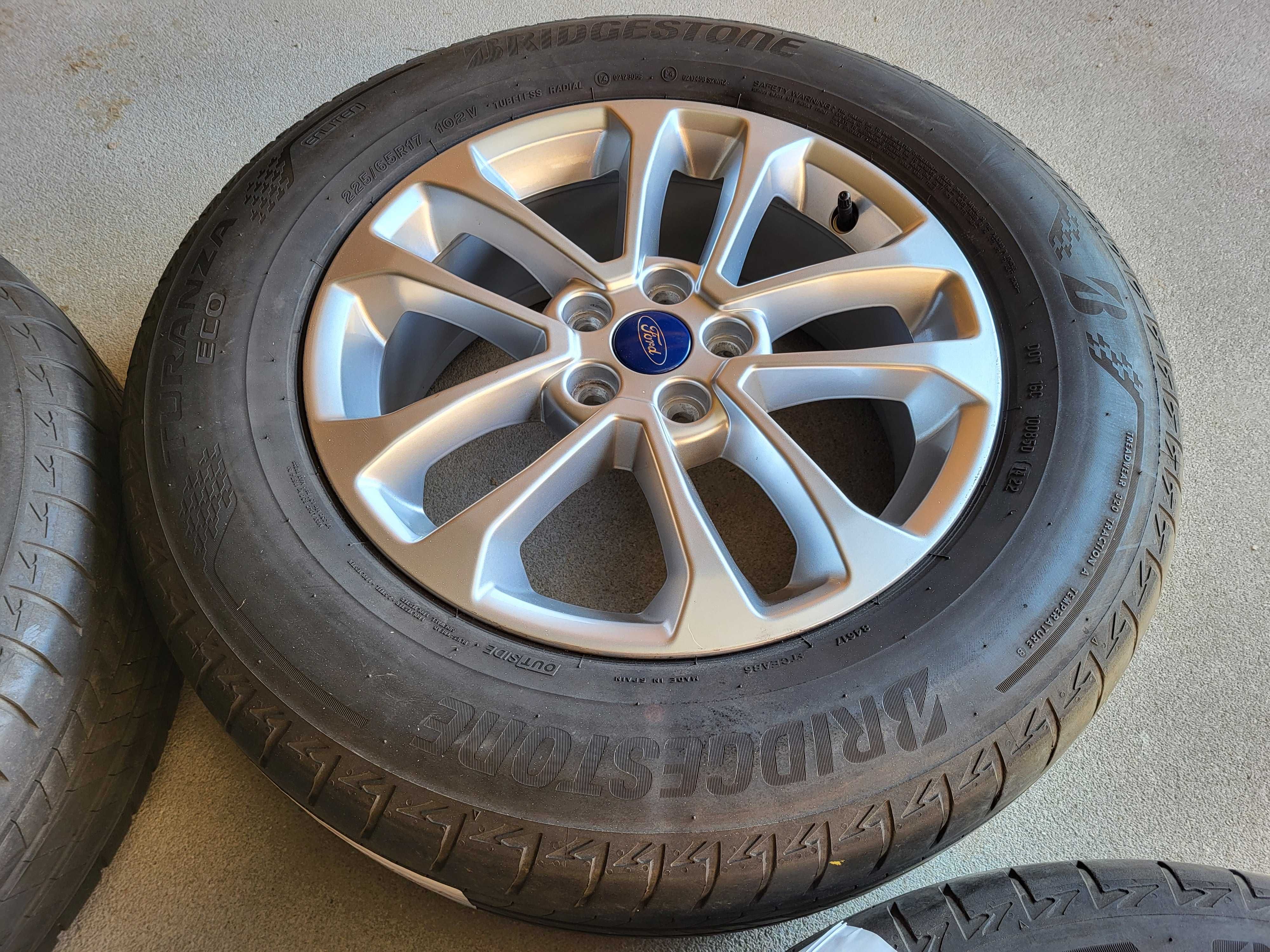 [L6] Koła letnie 17 Cali 5x108 Bridgestone 225/65/17 FORD Kuga 22r