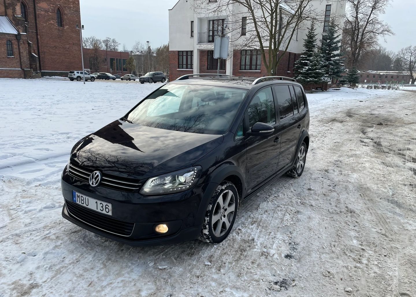 Volkswagen Touran 2.0 TDI DPF DSG Cross