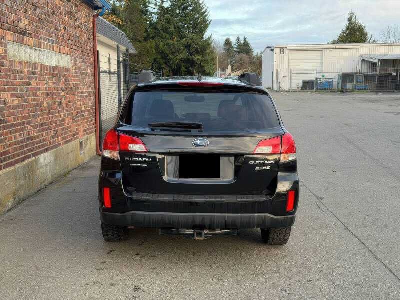 2013 Subaru Outback 2.5i Limited