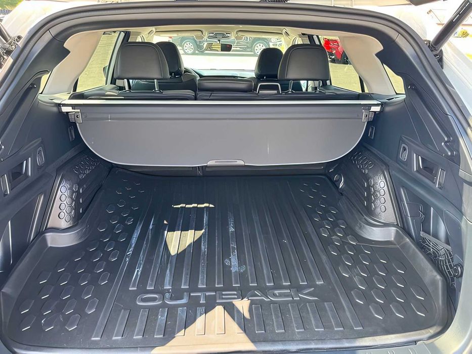 Subaru Outback      2022