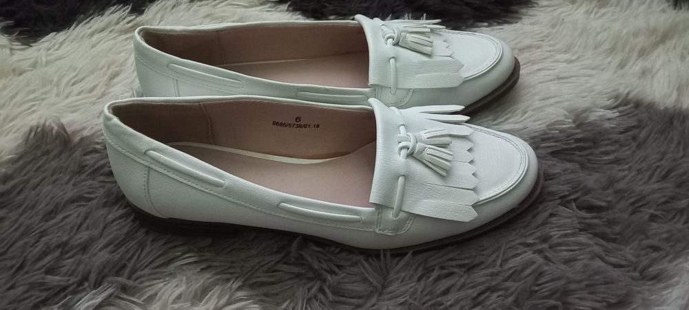 Лофери білі нові