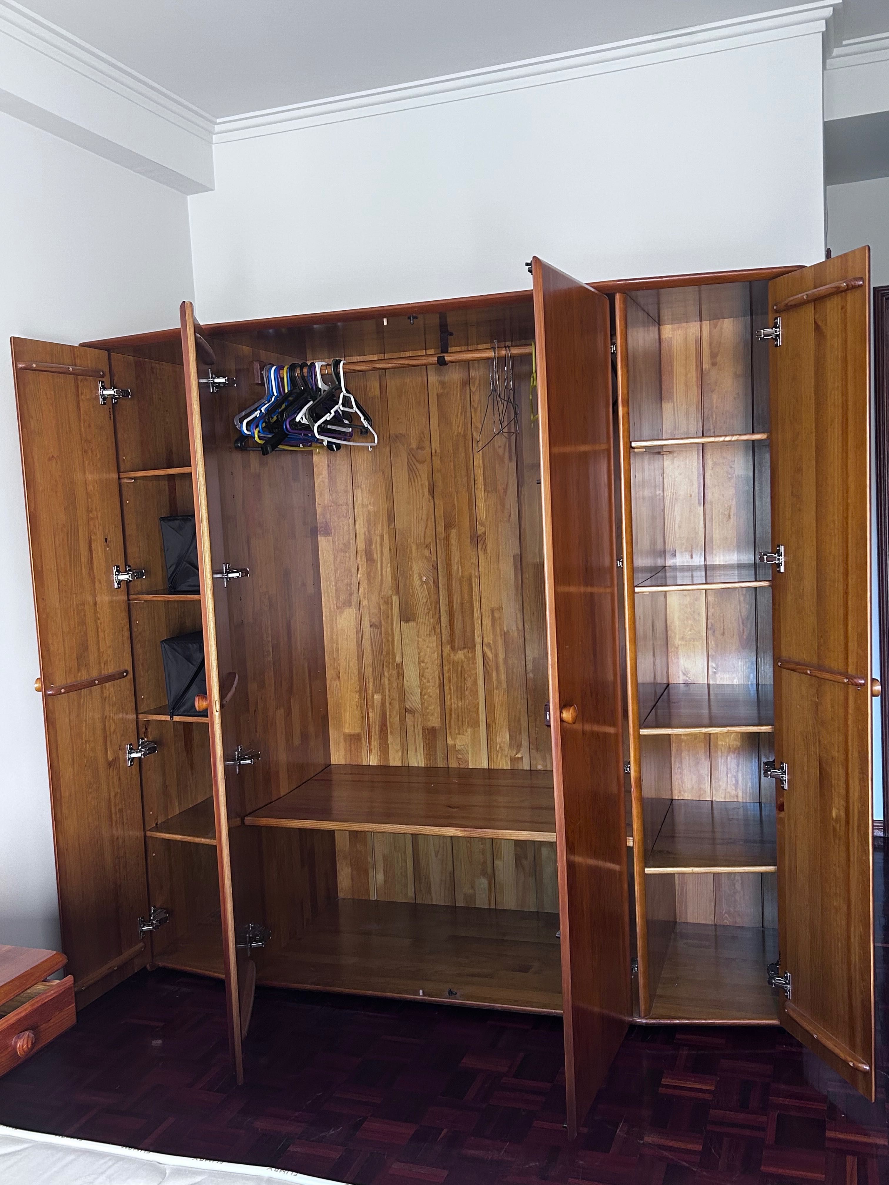 Cama casal e roupeiro Cerne