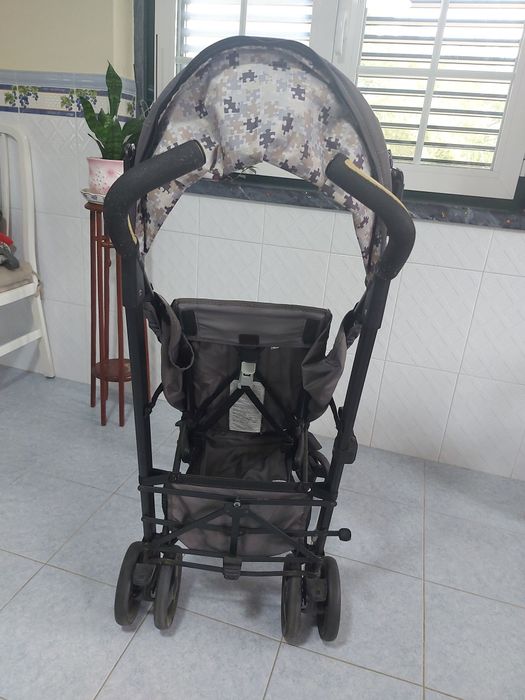 Carrinho de bebé Chico