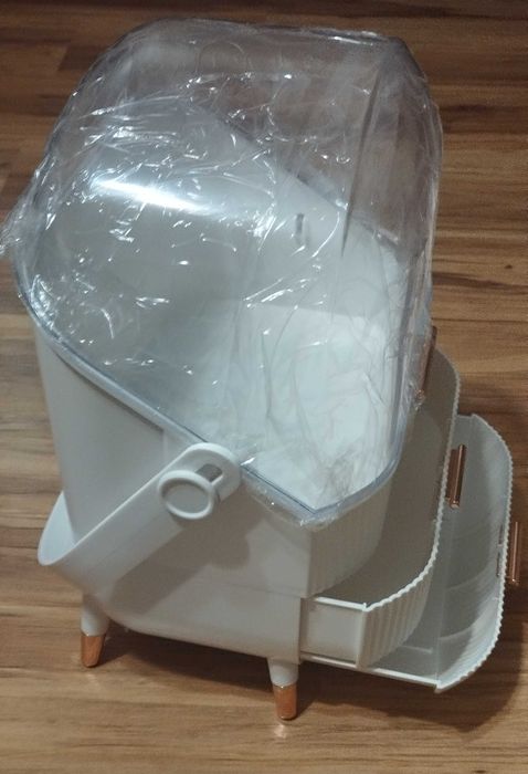 Organizer na kosmetyki