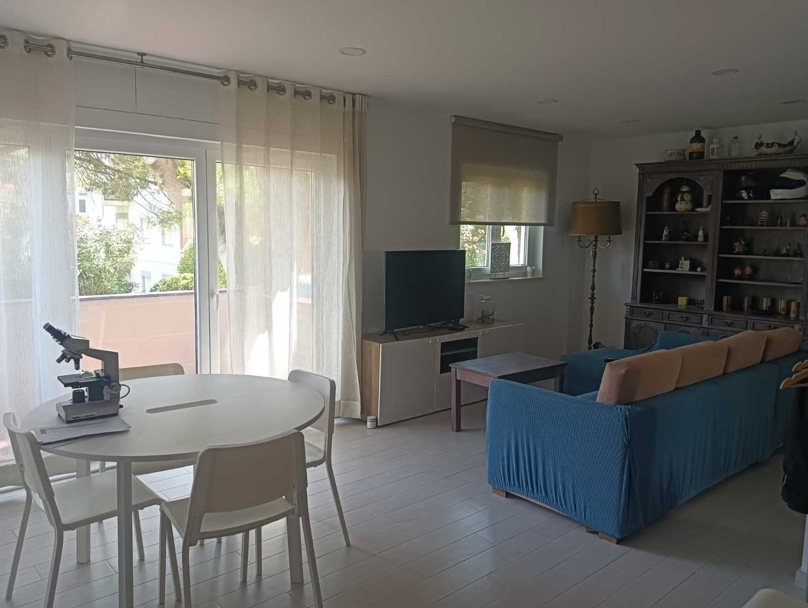 Oeiras, perto da Praia, Nova SBE, IST , Oeiras Parque, transportes