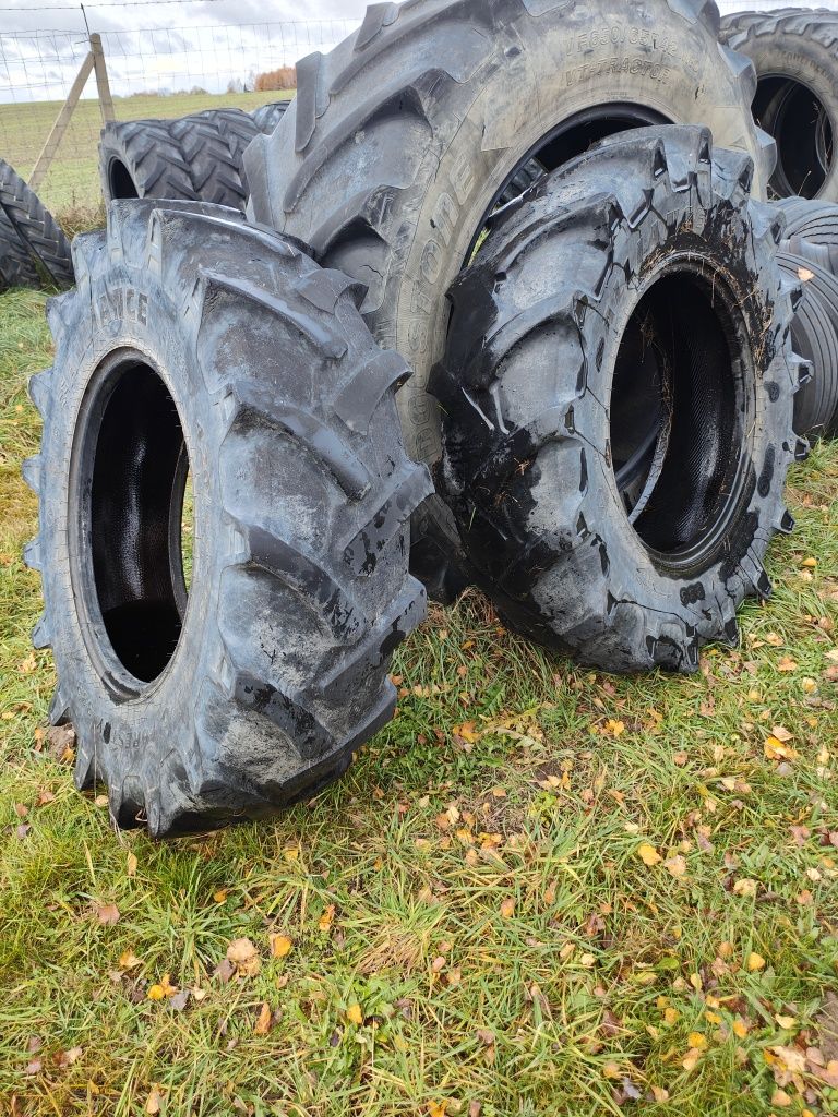 Para opony Leśne FORESTRY 420/85 R - 28 (16.9-28) zachodnie wzmocnione