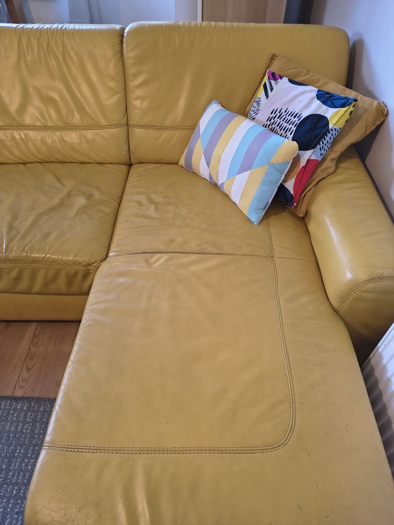 Skórzana sofa z funkcją spania
