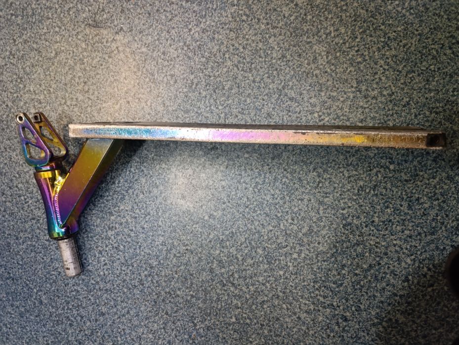 Продам деку лежить без діла вже не катаюся