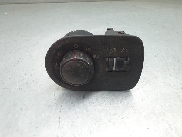 Botão / interruptor de luzes SEAT Leon (1P1)