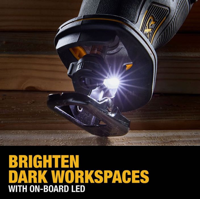 Акумуляторна безщіткова сабельна пила DEWALT DCS382B 20V MAX