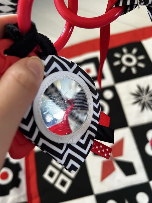 Mata kontrastowa edukacyjna baby senses