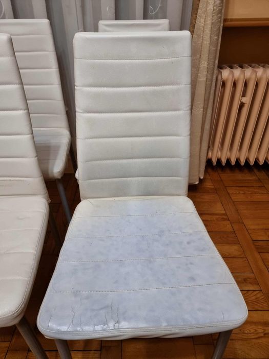 Krzesła salonowe do stołu biale