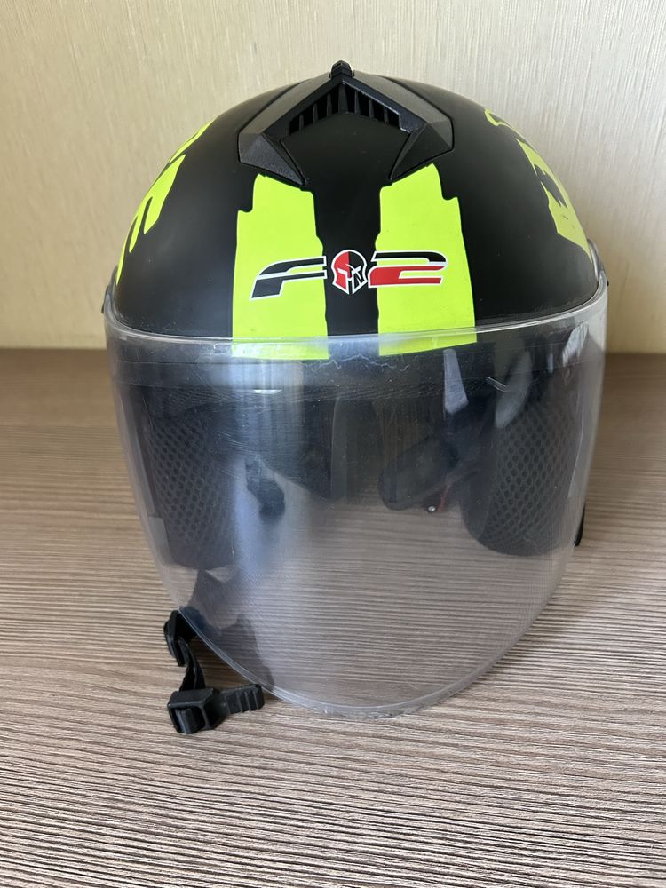 Шлем f2 Відкритий