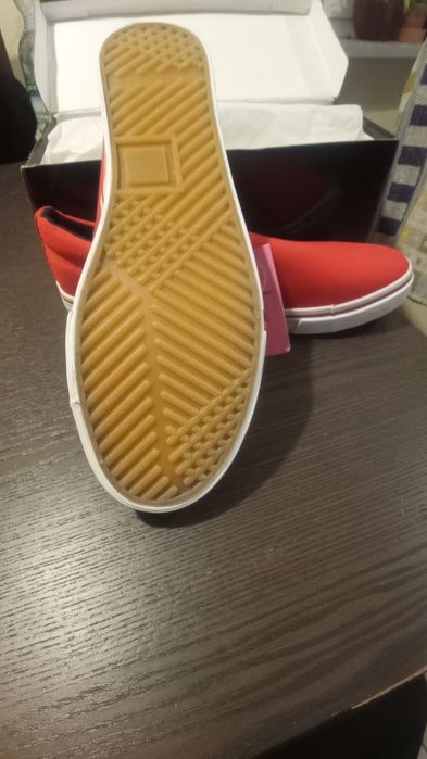 Trampki czerwone  roz.44