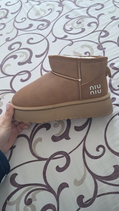 Уги Міу міу дуже тепленькі